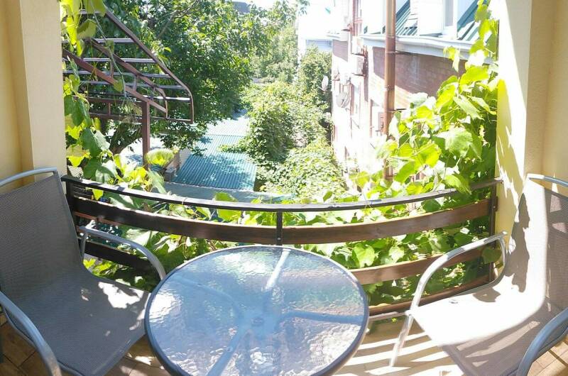 3-х местный с балконом