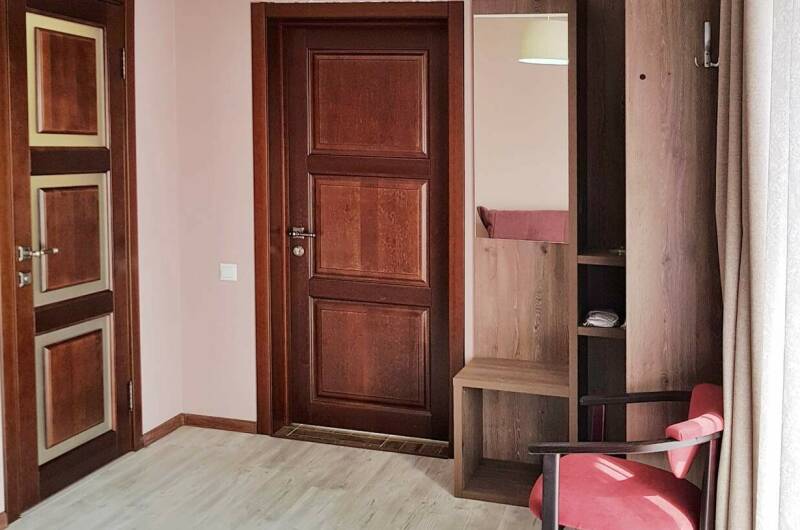 3х местный с балконом