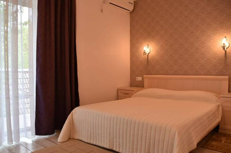 Четырехместный номер двух-комнатный