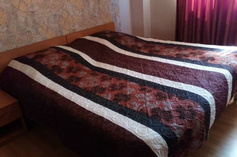 Семейный номер с балконом на пятом этаже № 13