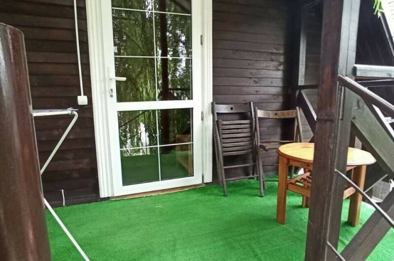 Трехместный «Комфорт» с балконом в срубе