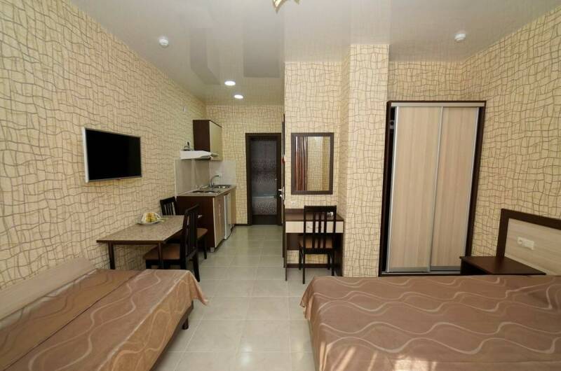 3-х местный номер с кухней, балконом, вид на море