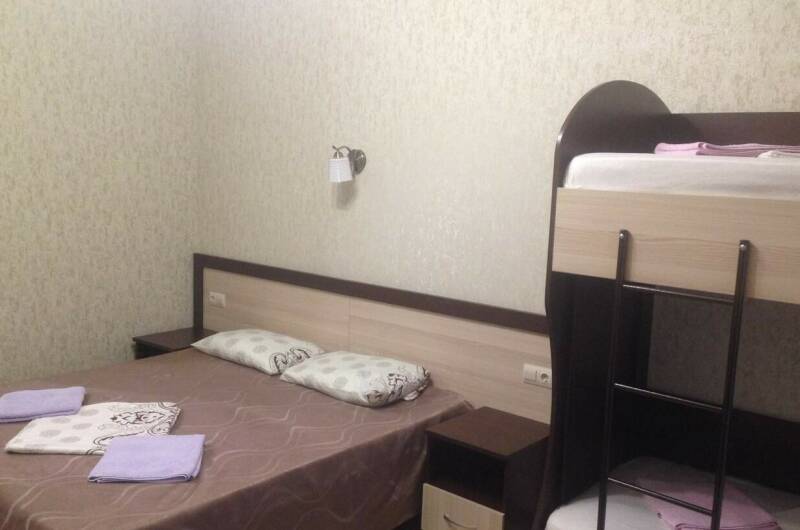 4-х местный номер с балконом и видом на море