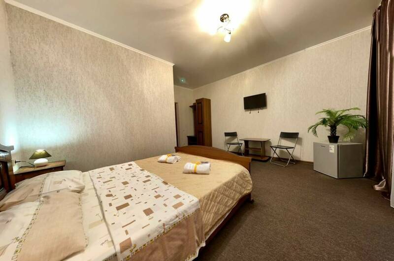 3-х местный номер «Комфорт» с видом на сад