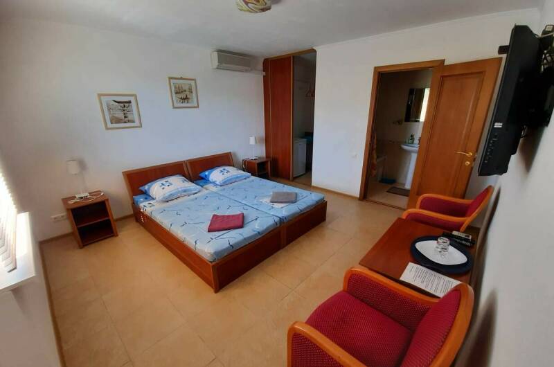 «Стандарт» 2-х местный с удобствами