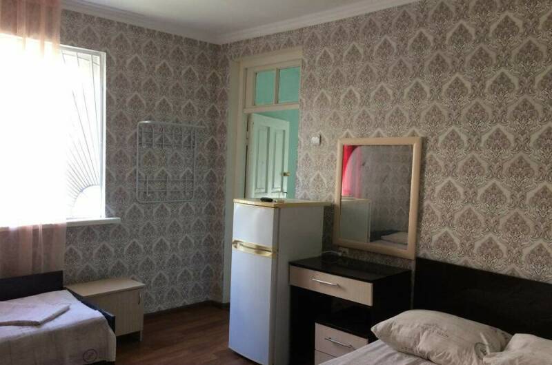 Смежный 5-ти местный номер с удобствами