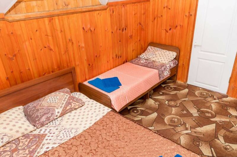 3-х местный номер класса «Стандарт» с удобствами