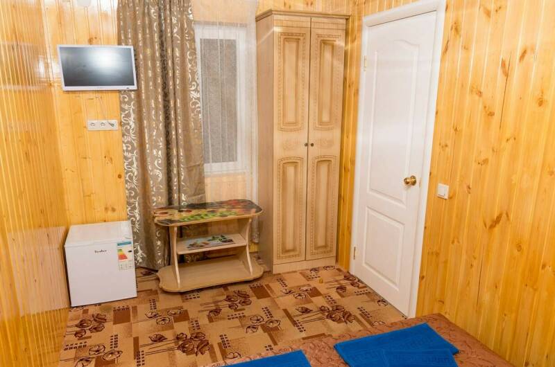 Двухкомнатный 4-х местный номер с удобствами