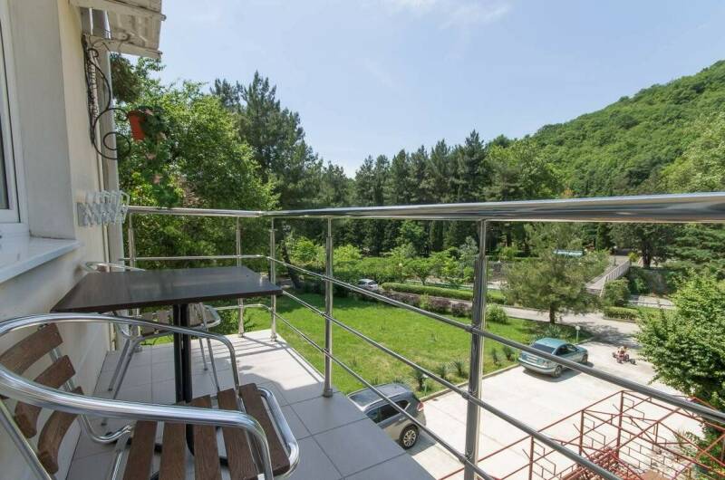 «Стандарт» с балконом