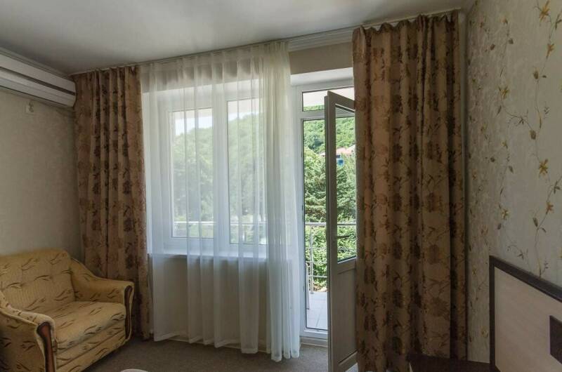 «Стандарт» с балконом