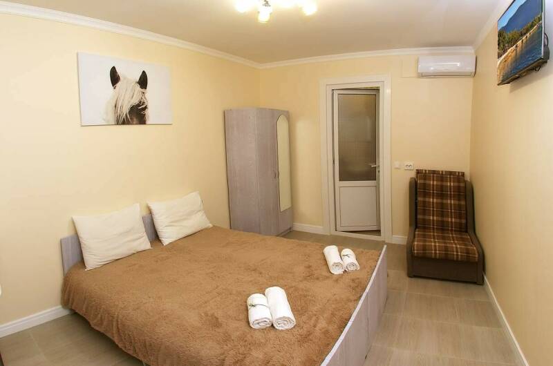 «Полулюкс» 2+1