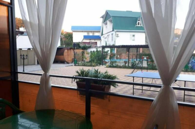 3-х мест +доп.раскл. 1 этаж.Балкон. Вид двор