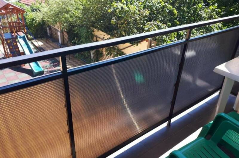 Четырехместный в сторону двора