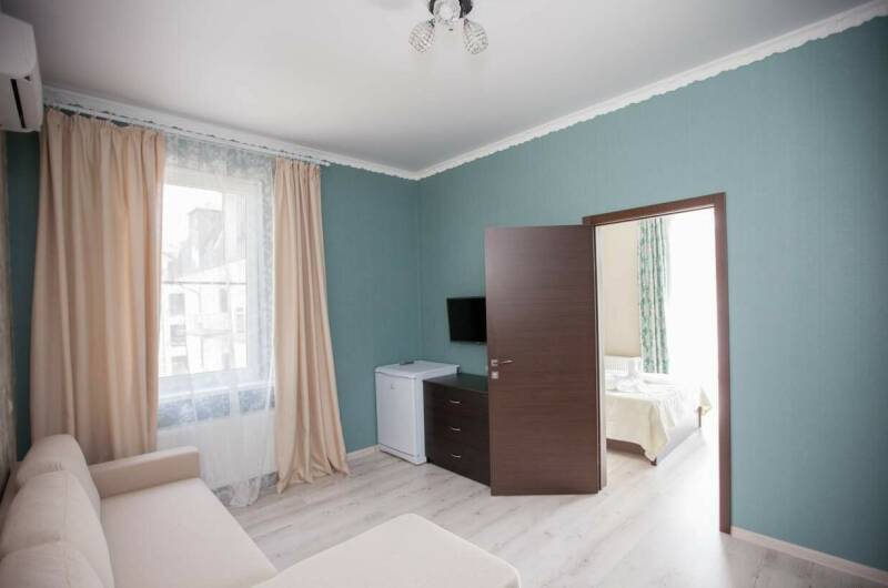 Двухкомнатный номер с балконом (3 этаж)