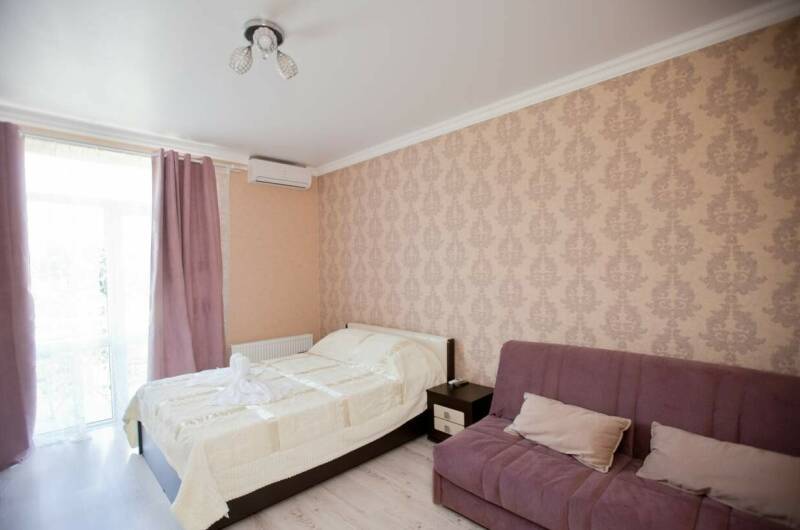 4-х местный номер с балконом (вид на горы)