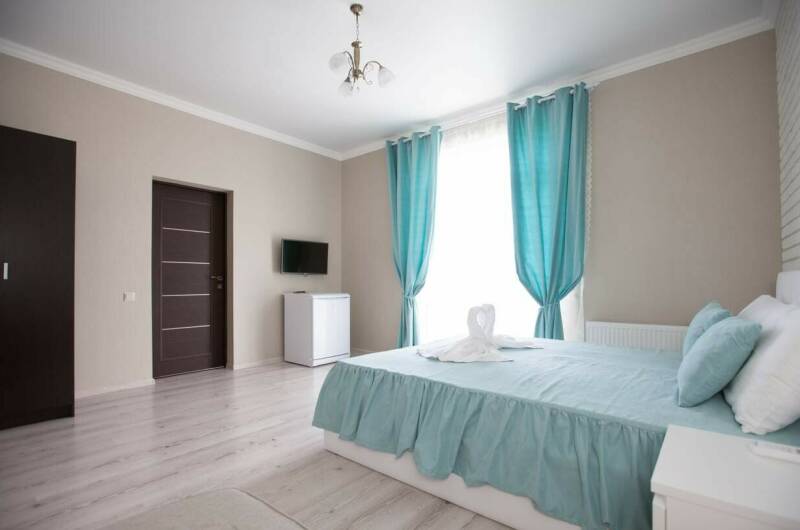 2-х местный «Люкс» с доп. местом с балконом