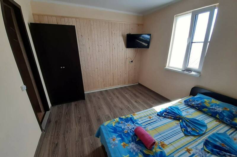 Семейный двухкомнатный номер с кухней