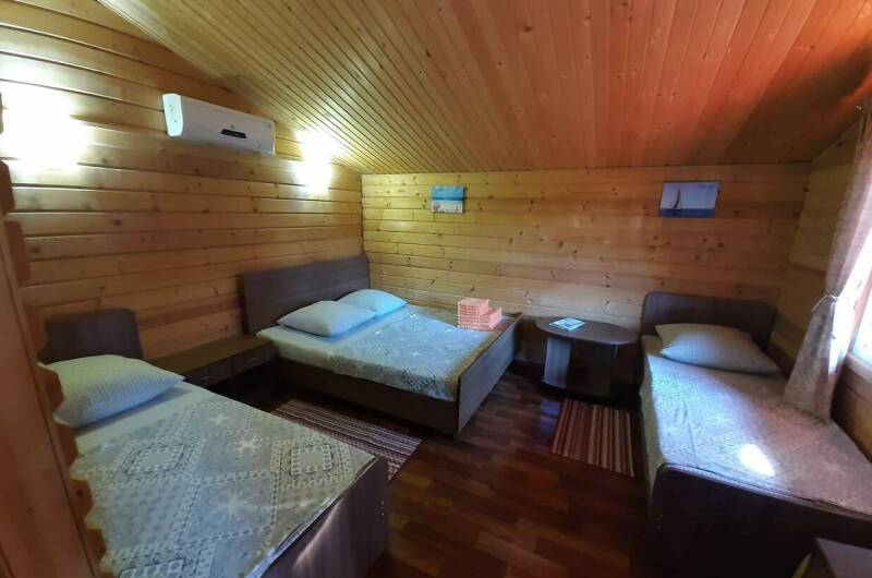 4-х местный в деревянном доме 2 этаж