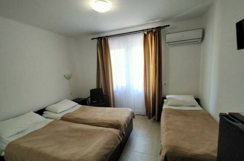 «Стандарт» трехместный