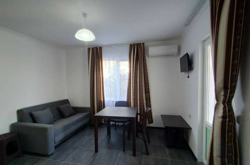 «Люкс» с кухней