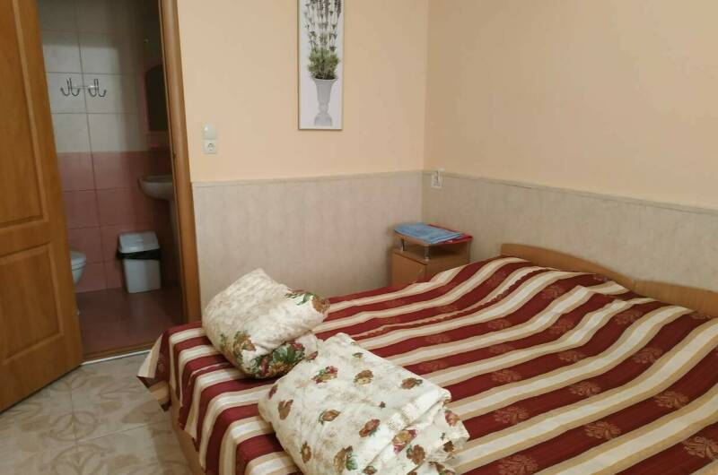 3-х мест. Комфорт с кондицион.: холод., TV, чайник