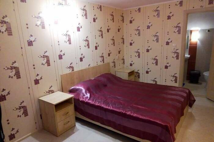 Номер с 2х спальн. кроватью с Вентиляторм, 3 этаж