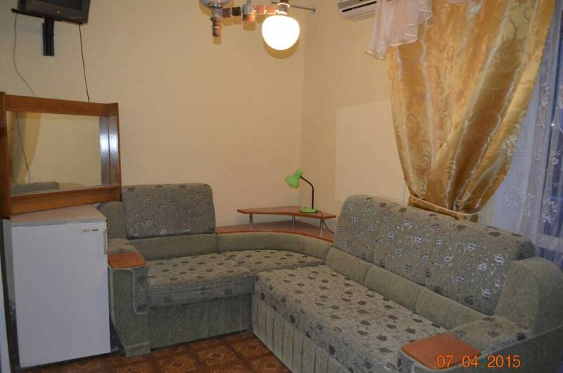 2 — комнатный через арку на 2 этаже «Голубой»