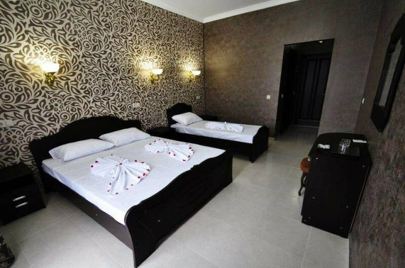 Люкс 3-местный с балконом, к. Палермо