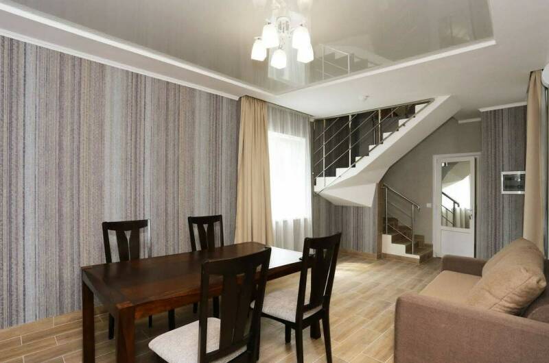 Двухуровневый номер с кухней