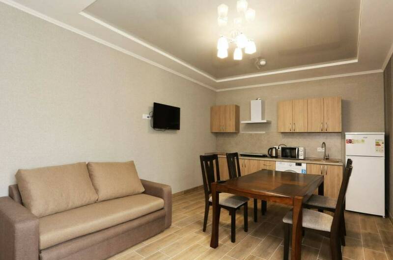 Двухуровневый номер с кухней