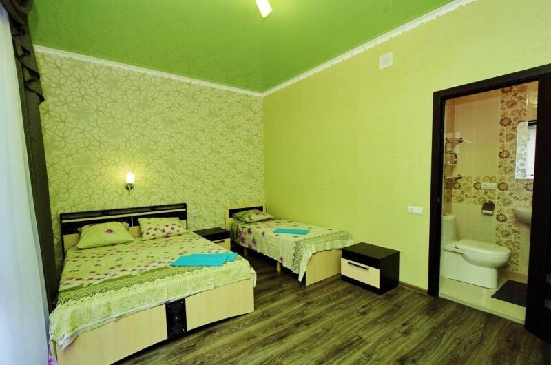 3-х местный «Стандарт», с кондиционером с балконом