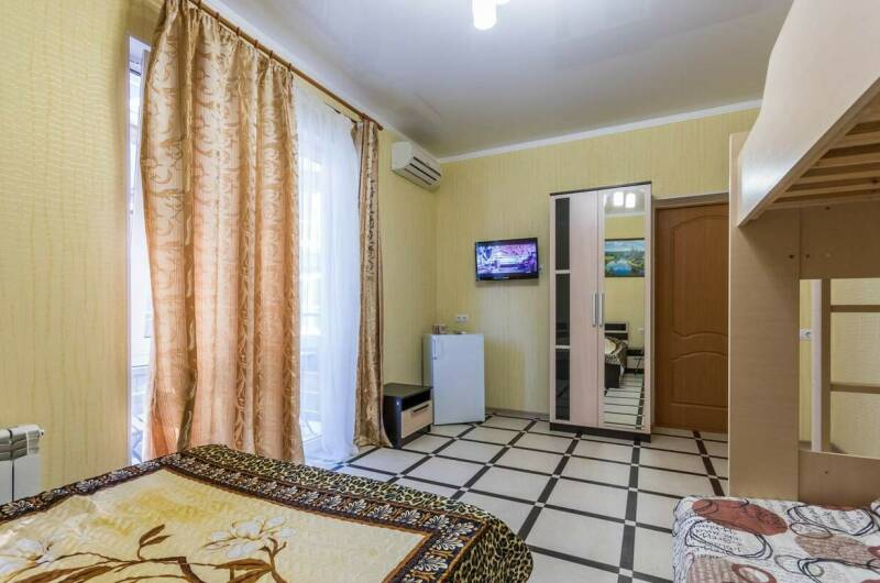 5-ти местный «Стандарт» с кондиционером с балконом