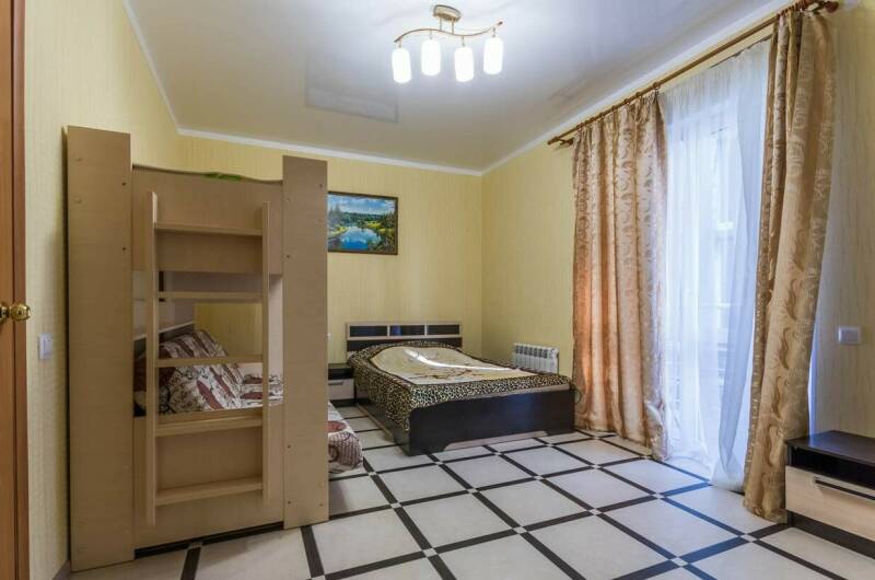 5-ти местный «Стандарт» с кондиционером с балконом