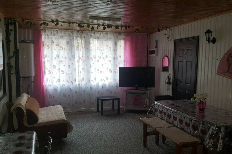 Номера 1 и 2. 4-х, местные, Цена за номер