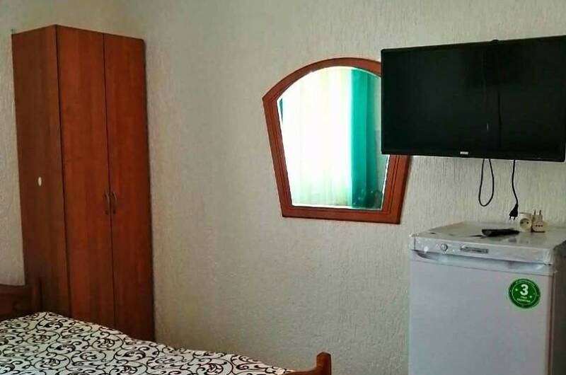 3-х местный номер с кухней. Эконом, к. № 1