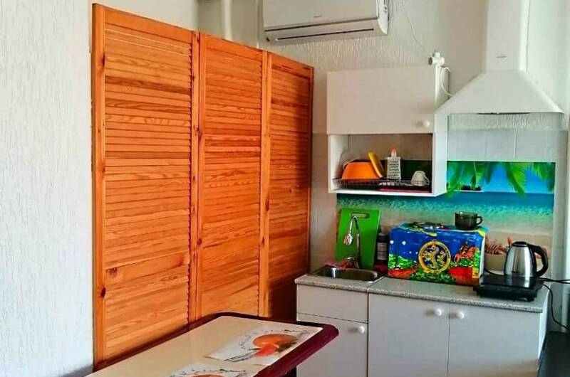 3-х местный номер с кухней. Эконом, к. № 1