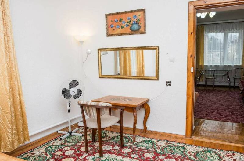 4-х местный + 2 доп. Двухкомнатный. Эконом, к. № 1