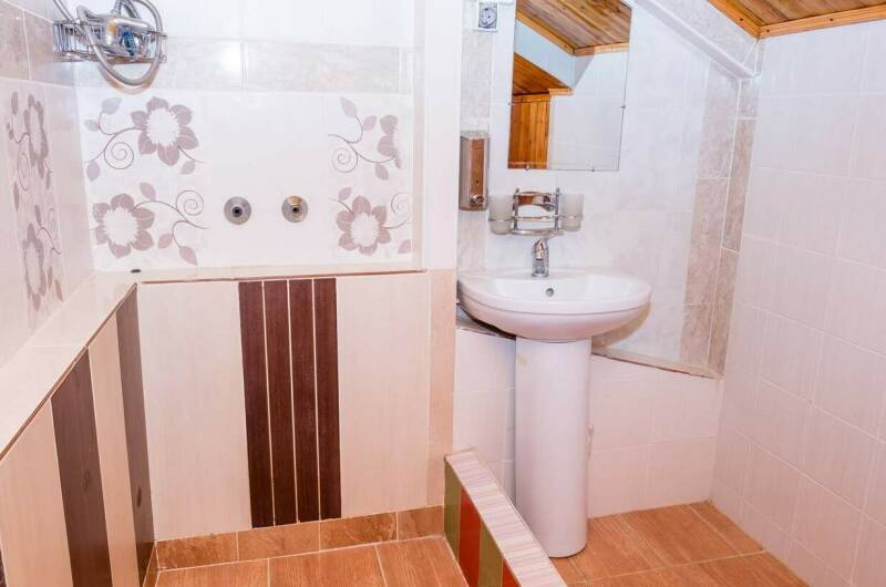 4-х местный, двухкомн., балкон. Эконом, к. № 1