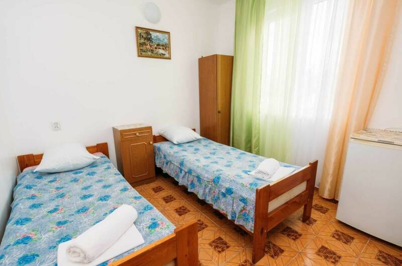 4х-местный 2х-комнатный с кухней. Standard, к. № 2