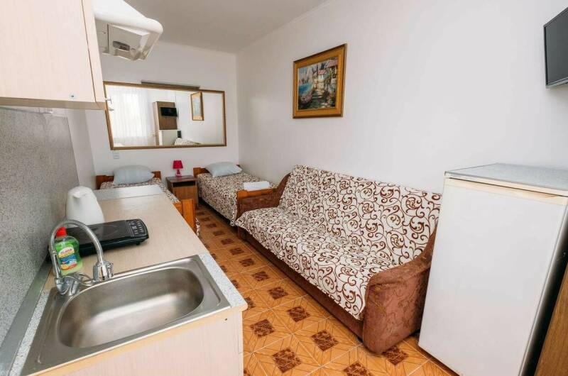 3-х местный номер с кухней. Standard, к. № 2