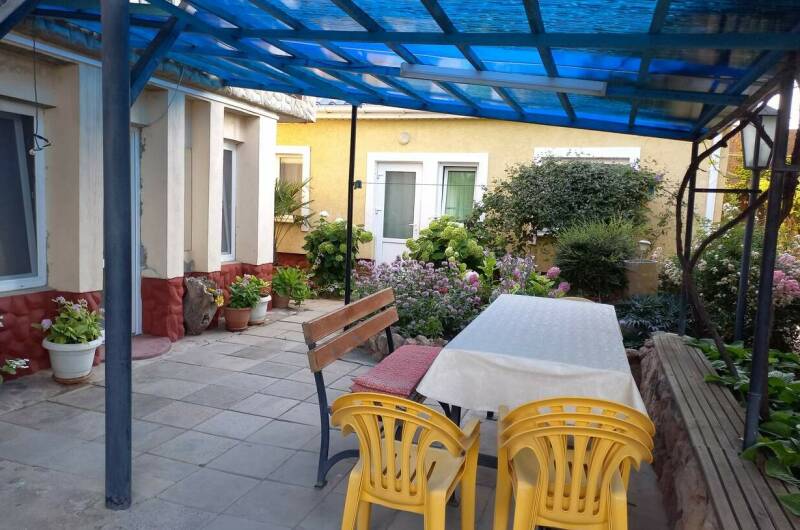 Домик 6 и местный двухкомнатный стандарт