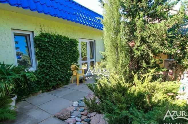 Домик 2-х комнатный −4х местный стандарт