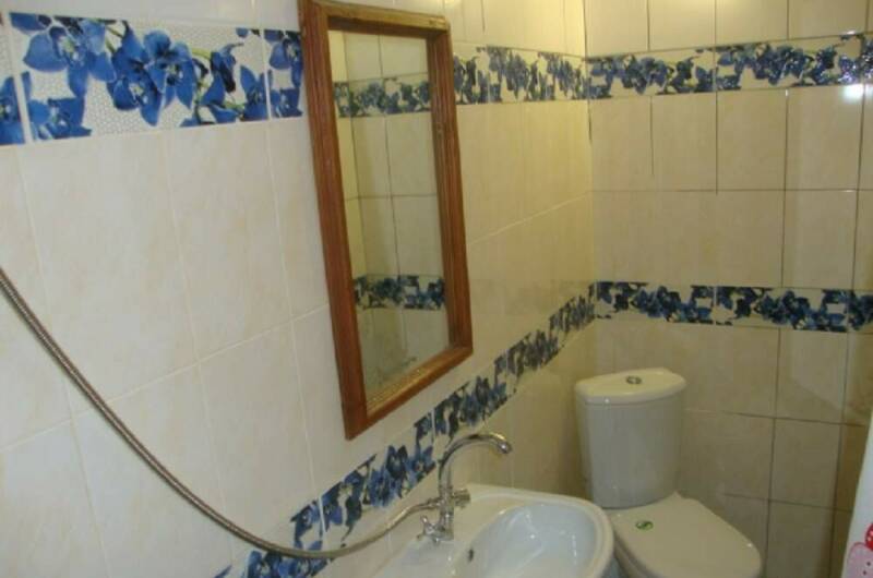 Домик 2-х комнатный −4х местный стандарт