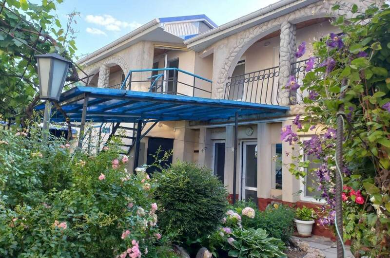 Однокомнатный 3-х местный стандарт 2-й этаж