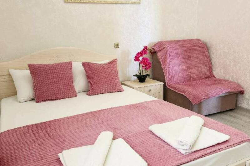 3-х местный номер стандарт с удобствами «Роза»