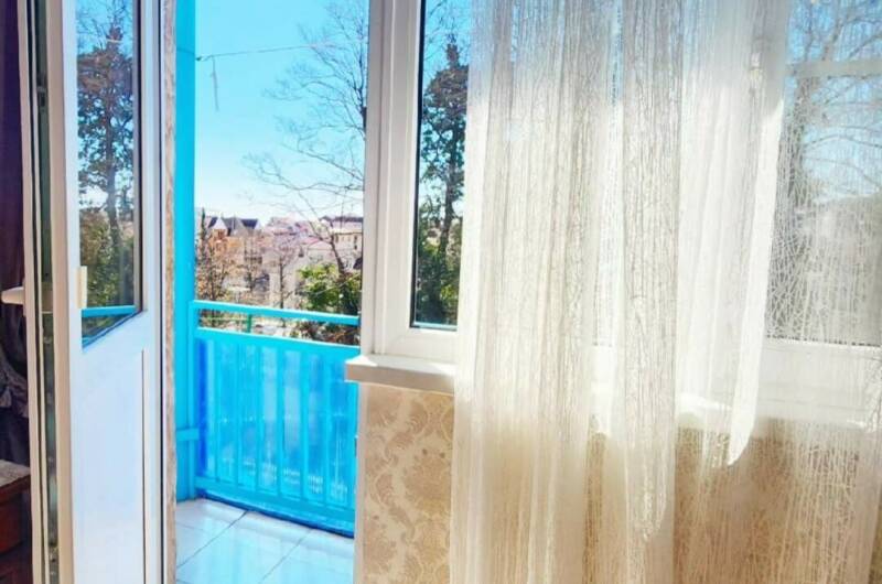 3-х местный номер стандарт с балконом «Сирень»