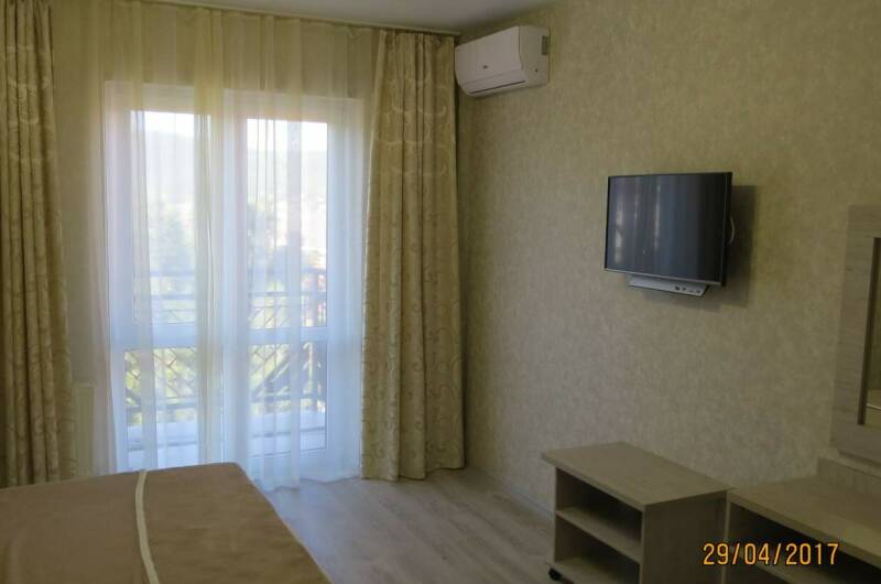 3-х местный «Стандарт» С БАЛКОНОМ