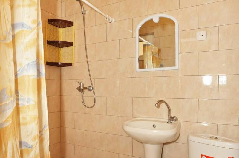 Двухместный номер с удобствами на этаже