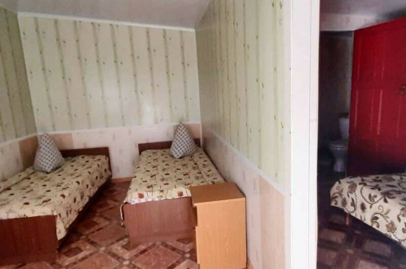 Двухкомнатный комфортабельный домик с кухней № 4