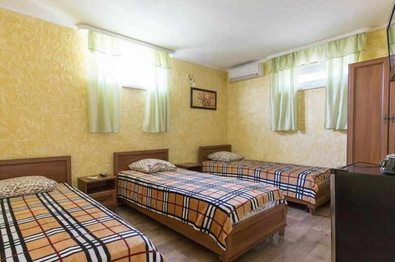 «Люкс» 3х местный, с кондиционером